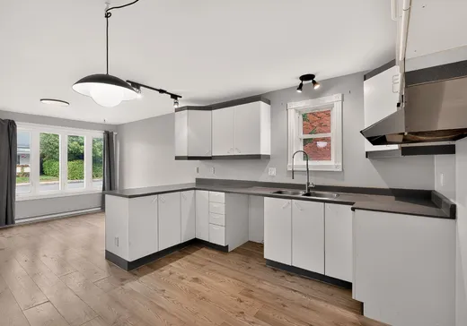 Duplex à vendre - 422-424 Rue Duvernay, Granby, J2G 1V7