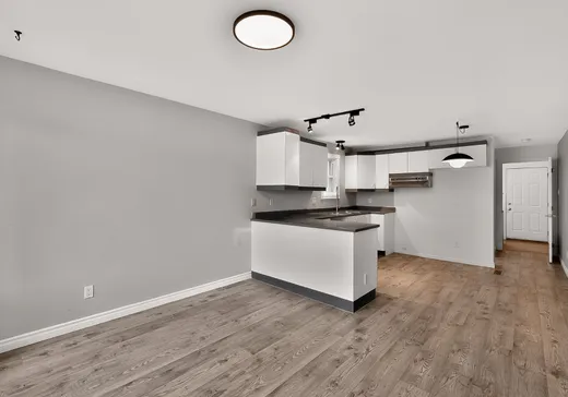 Duplex à vendre - 422-424 Rue Duvernay, Granby, J2G 1V7