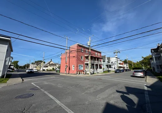 4-Plex for Sale - 1205-1221 Av. Bourdages N., Saint-Hyacinthe, J2S 5P7