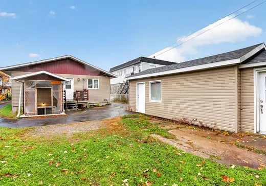 Triplex for Sale - 1441-1445 4e Avenue, Shawinigan, G9T 2S7