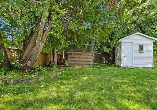 Duplex à vendre - 66-68 Rue St-Bruno, Sainte-Agathe-des-Monts, J8C 2H8