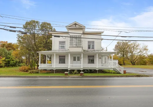 Duplex for Sale - 735-739 Route du Président-Kennedy, Scott, G0S 3G0