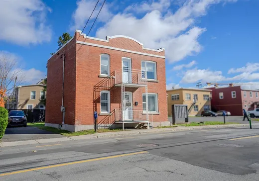 Duplex à vendre - 374-376 Rue Brock, Drummondville, J2B 1C7