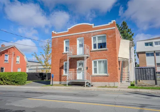 Duplex à vendre - 374-376 Rue Brock, Drummondville, J2B 1C7