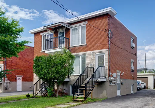 Triplex à vendre - 1831-1835 Rue Papineau, Longueuil, J4K3L4
