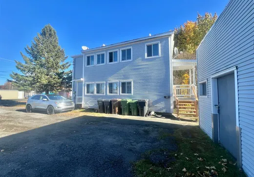 Duplex for Sale - 332-334 Rue Laurier, Asbestos, J1T 2H5