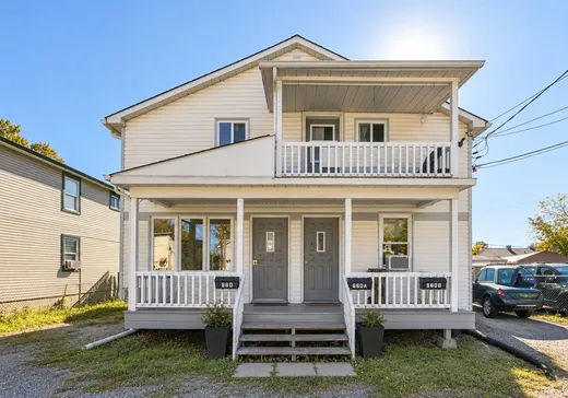 Triplex à vendre - 660 Rue Notre-Dame, Gatineau, J8P1N2