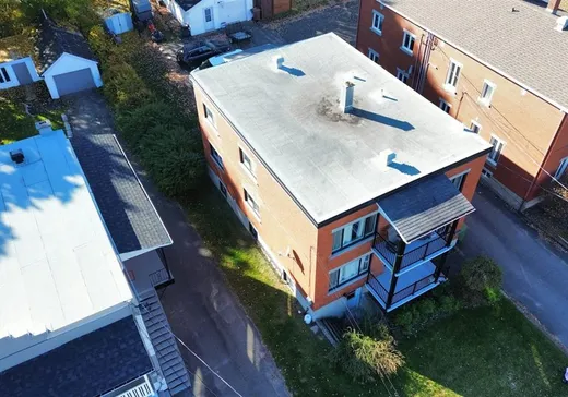 Triplex à vendre - 81-81B Rue Perreault, Victoriaville, G6P 5E4