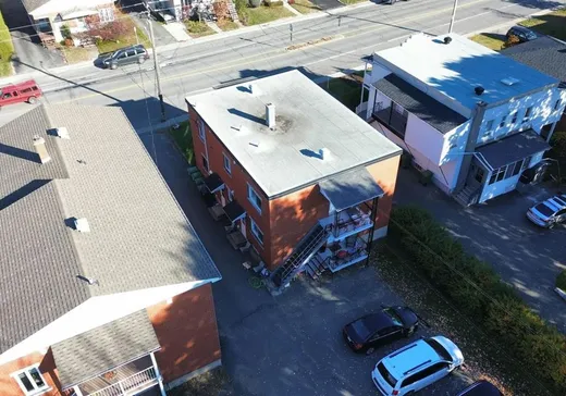 Triplex à vendre - 81-81B Rue Perreault, Victoriaville, G6P 5E4