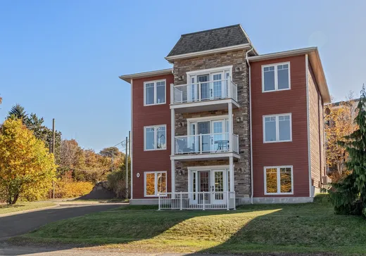 Triplex for Sale - 34 Rue du Beau-Site, Beaumont, G0R 1C0