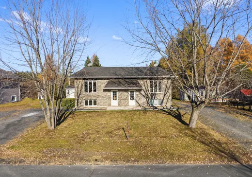 Duplex à vendre - 322A-322B Rue Bouchard, Lac-Etchemin, G0R 1S0