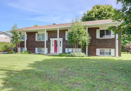 4-Plex à vendre - 2020 Av. Castelneau, Saint-Hyacinthe, J2S7H8