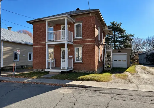 Duplex for Sale - 7-7A Rue Arthur, Victoriaville, G6P 3J6