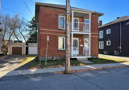 Duplex for Sale - 7-7A Rue Arthur, Victoriaville, G6P 3J6