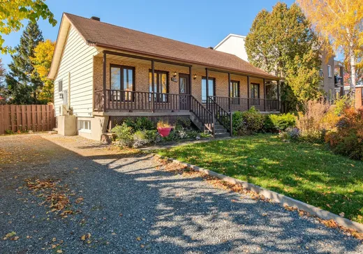 Duplex à vendre - 138-140 Rue Lafrance O., Saint-Basile-le-Grand, J3N 1C5