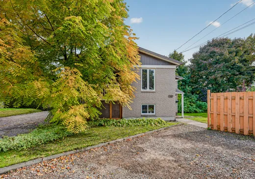 Duplex à vendre - 11825-11827 Rue Thibault, La Haute-Saint-Charles, G2B5G2