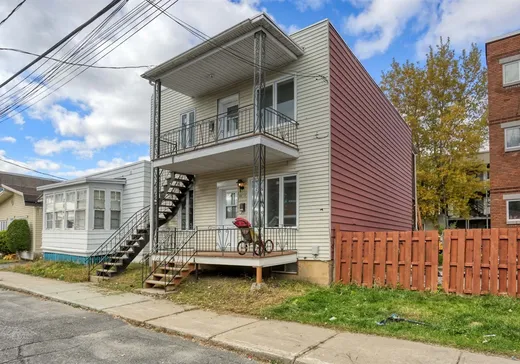 Duplex for Sale - 2553-2555 Av. St-Jean, Shawinigan, G9N 2E4