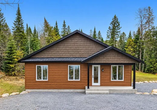 Duplex à vendre - 559-559A Mtée Gagnon, Sainte-Marguerite-du-Lac-Masson, J0T 1L0