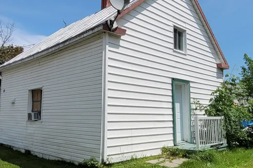 Two or more stories for sale - 31 Rue St-Thomas, Sainte-Elisabeth, J0K2J0