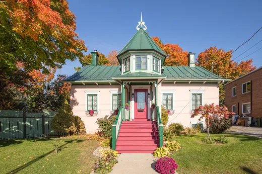 Maison à vendre - 2210 Rue St-Pierre O., Saint-Hyacinthe, J2T 4R8