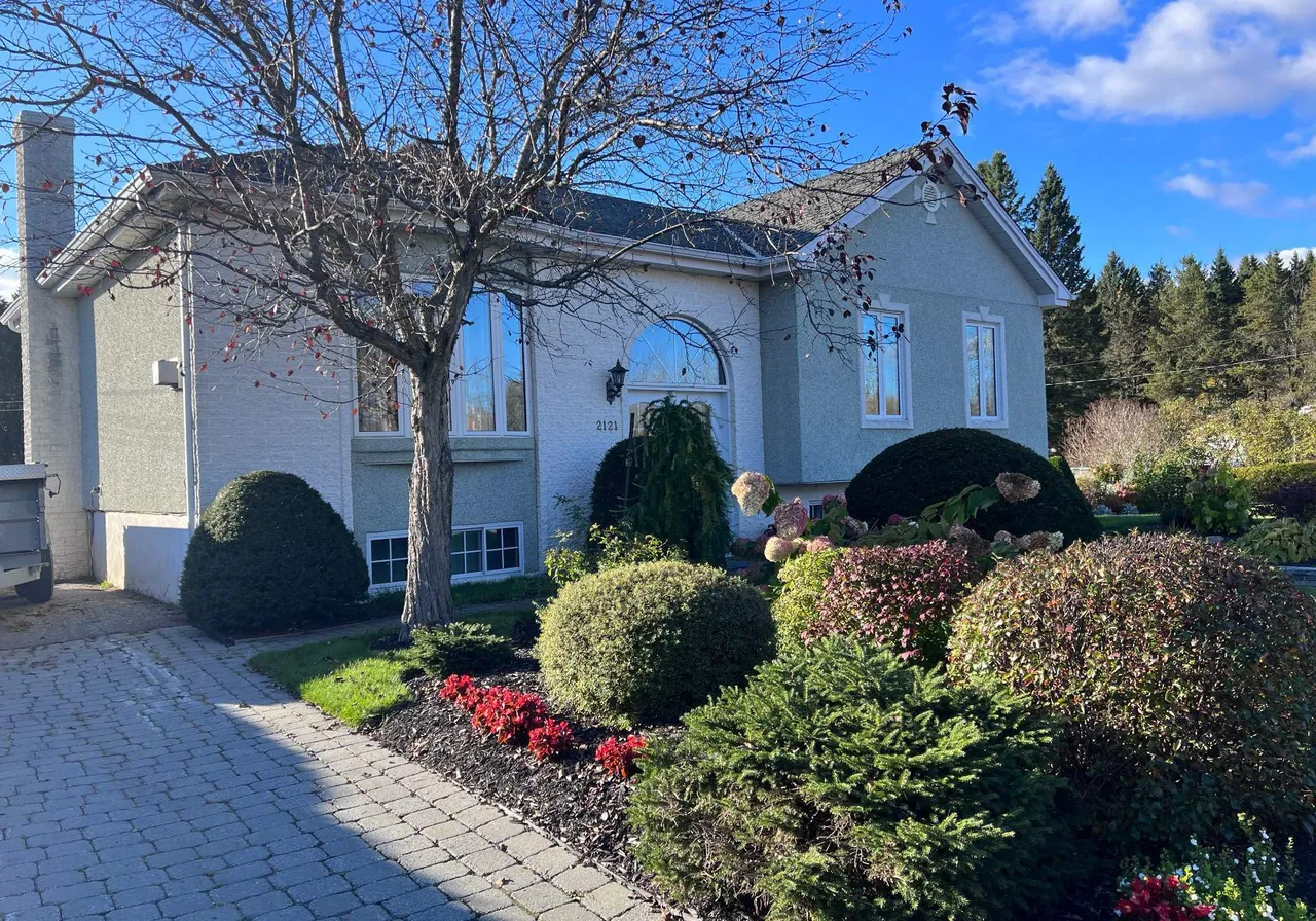 Maison à vendre - 2121 Ch. de la Lièvre S., Mont-Laurier, J9L 3G3