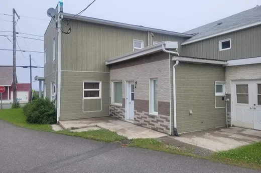 Maison à vendre - 195 Av. Ulric-Tessier, Matane, G0J 3H0