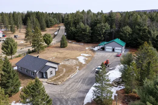 Two or more stories for sale - 2820 Ch. du Rapide, Rivière-Rouge, J0T1T0