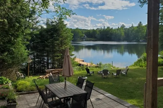 Maison à vendre - 186 Ch. de la Montagne, Lac-Saguay, J0W 1L0