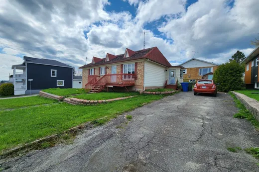 Maison à vendre - 11 Rue Principale E., St-Fabien-De-Panet, G0R 2J0