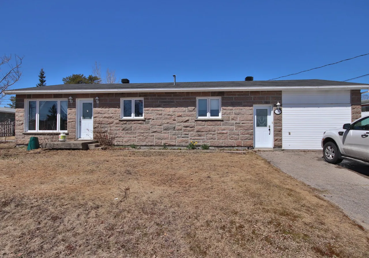 Maison à vendre - 39 13e Rue E., Baie-Comeau, G0T 1E0