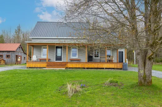 Maison à étages à vendre - 2550 Ch. de Melbourne, Valcourt, J0E2L2