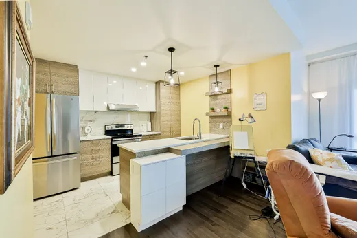 Condo à vendre - 2825 Av. du Cosmodôme 1103, Laval, H7T 0N3