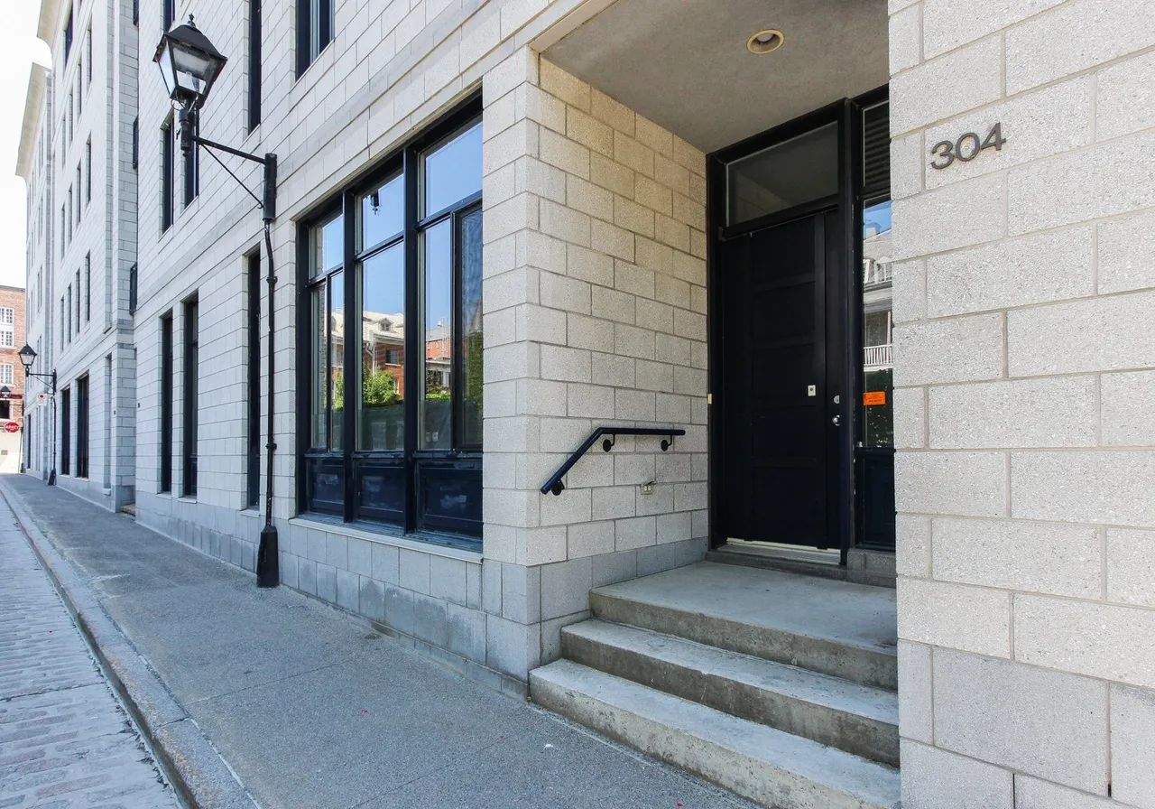 304 Rue Le Royer E. — photo 3