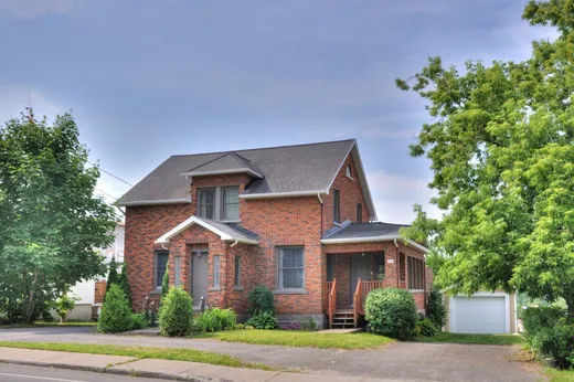 Maison à étages à vendre - 1130 Rue Principale E., Saint-Paul-d'Abbotsford, J0E1A0