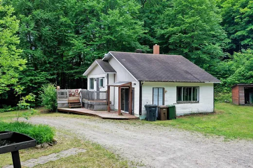 Two or more stories for sale - 13671 Ch. du Lac-Kiamika, Rivière-Rouge, J0T1T0