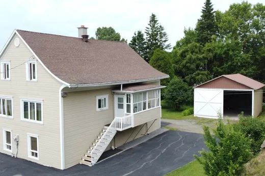 House for sale - 138 Rue Principale, St-Andre-De-Kamouraska, G0L 2H0