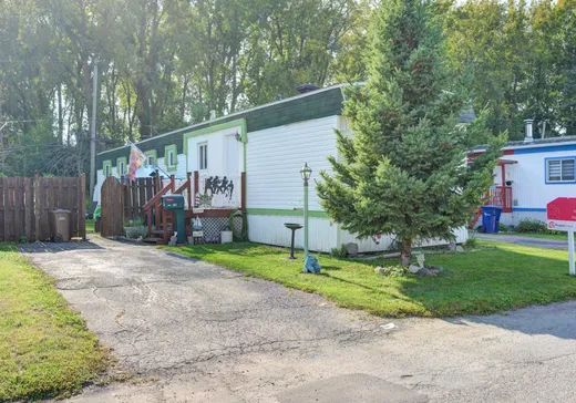 Maison à vendre - 3940 Boul. Dagenais O., Fabreville, H7R 5X9