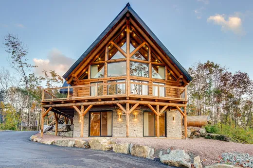 Two or more stories for sale - 359 Ch. Kilmar, Grenville, J0V1B0