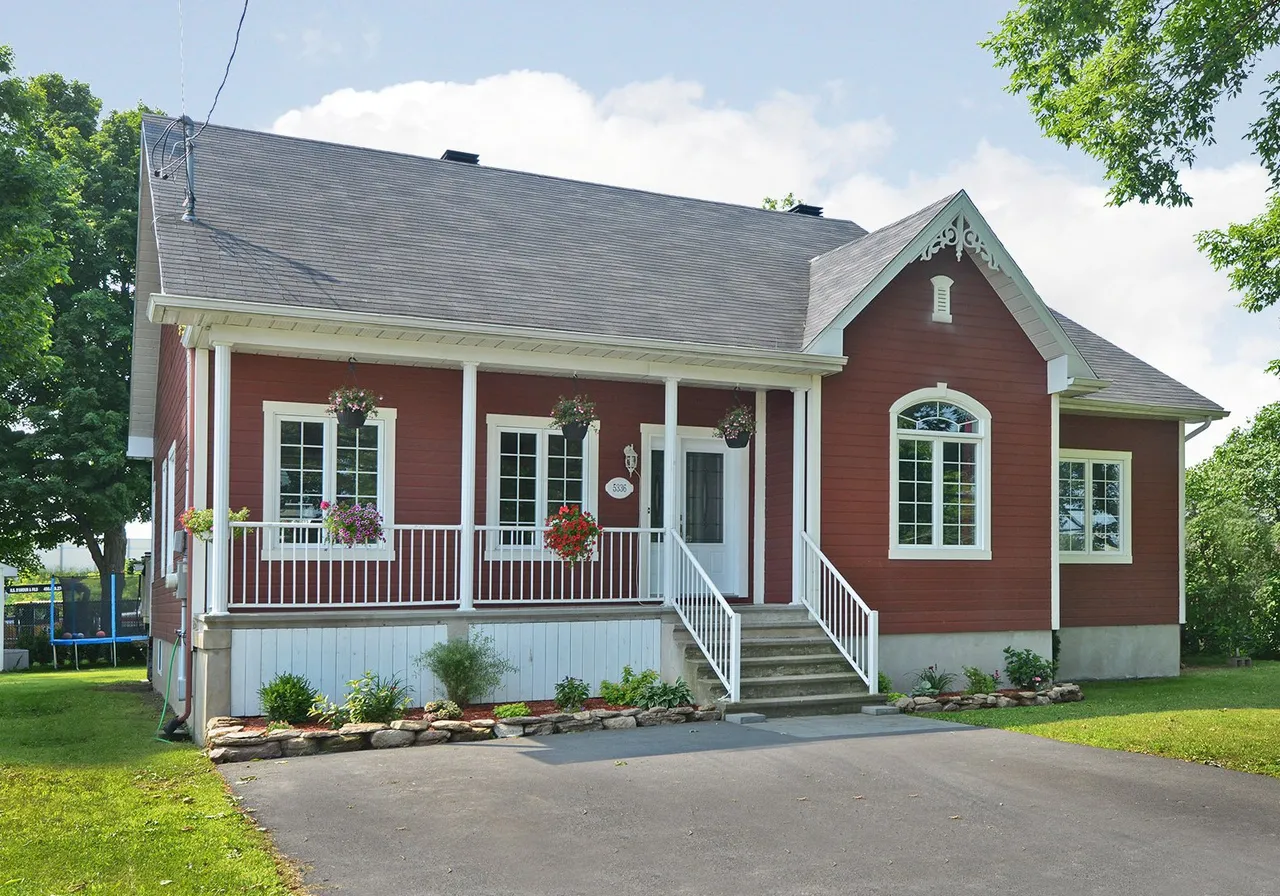 Maison à vendre - 5336 Boul. Hébert, Salaberry-de-Valleyfield, J6S 6H3