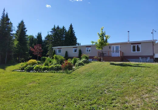 Maison à étages à vendre - 2850 10e Rang, Causapscal, G0J2V0