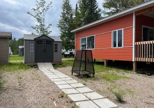 Two or more stories for sale - 6 Ch. Rivest, Gatineau, J0W1N0