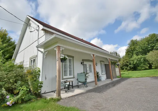 Maison à vendre - 1112 Rue Principale, St-Ambroise de Kildare, J0K 1C0