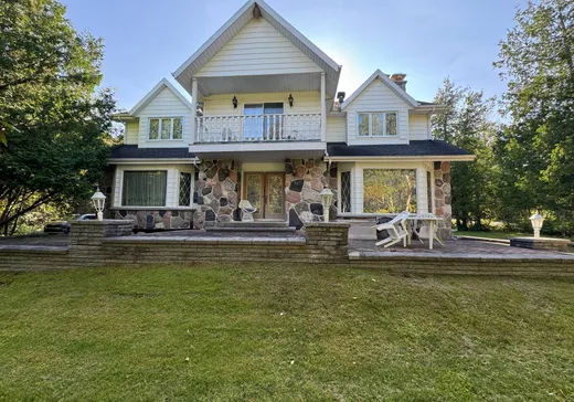 Maison à étages à vendre - 30 Rue de la Cédrière, La Malbaie, G5A3A4