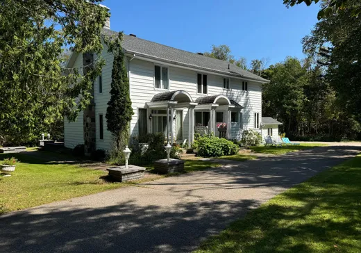 House for sale - 30 Rue de la Cédrière, La Malbaie, G5A 3A4
