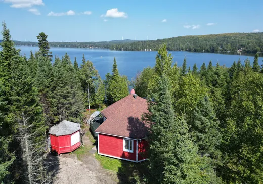 Maison à vendre - 398 Ch. du Lac-du-Portage O., Matane, G0J 3C0