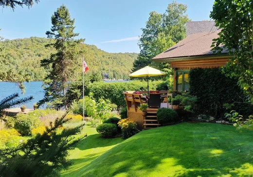 Maison à vendre - 330 Ch. du Lac-Duhamel, Mont-Tremblant, J8E 2H1