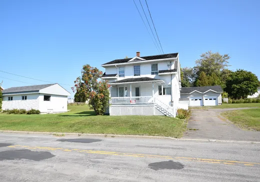 Maison à vendre - 5 Rue Principale N., Saint-Pierre-de-Lamy, G0L 4G0