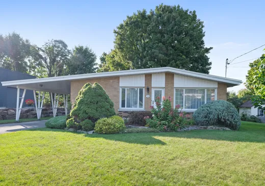 Maison à étages à vendre - 799 Rue Principale, Saint-Hyacinthe, J0E1Z0