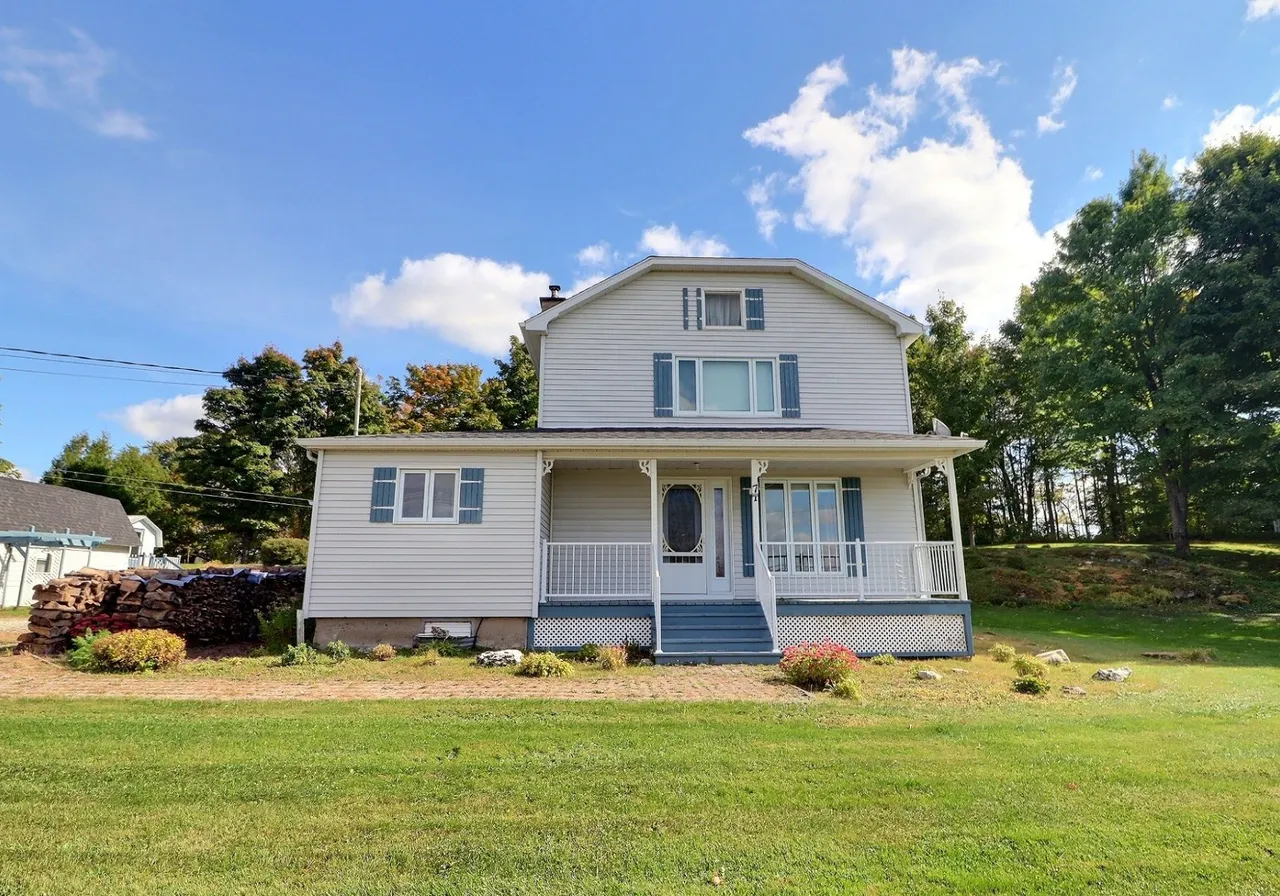 71 Route 116 E. — photo 1