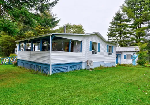 Maison à étages à vendre - 6391 Rue Archambault, Notre-Dame-des-Lourdes, J0K1K0